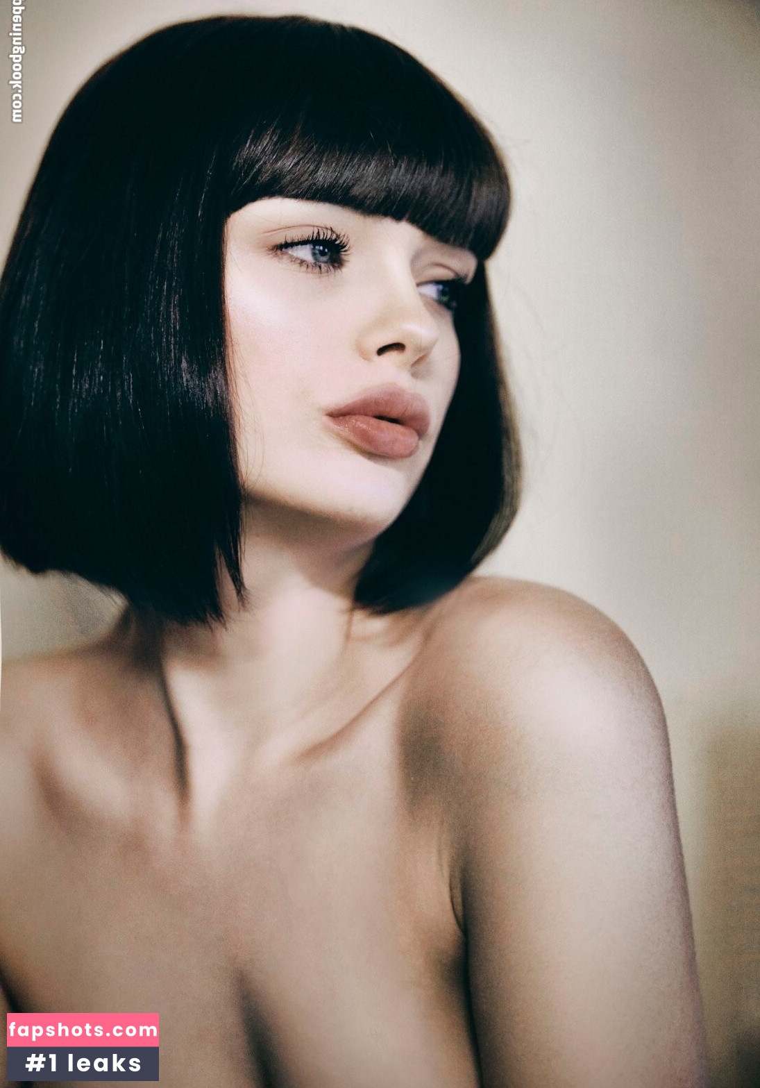 Marie Grippon gallery photo #26