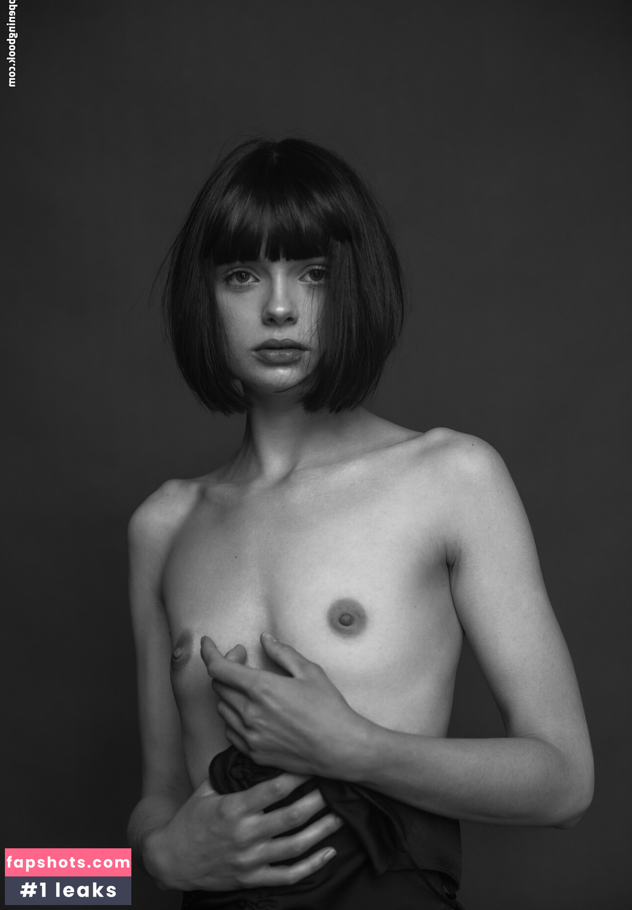 Marie Grippon gallery photo #27