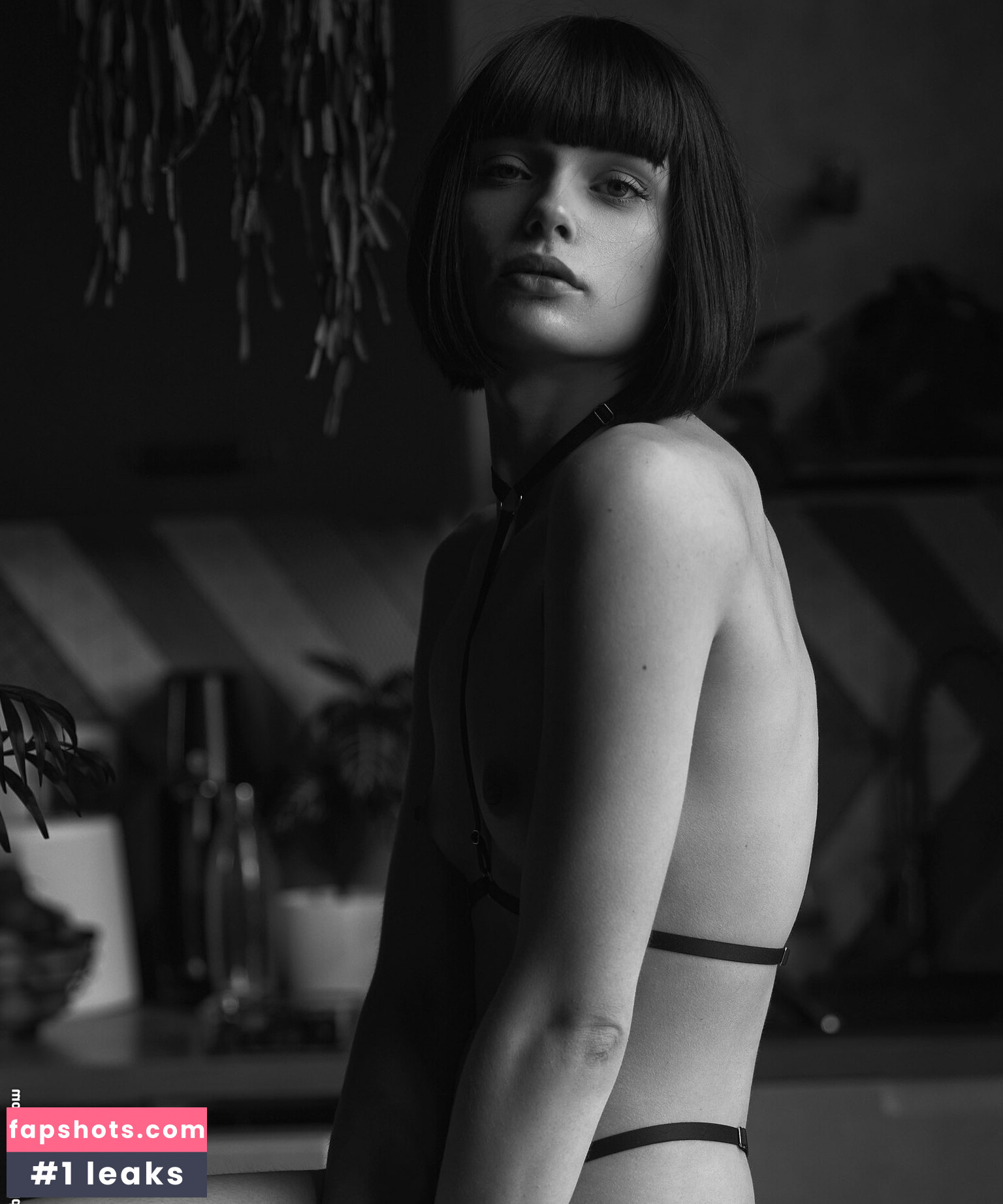 Marie Grippon gallery photo #99