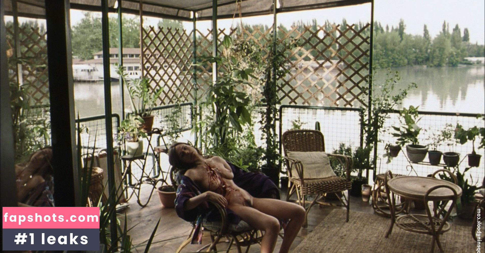 Marie-Josée Croze gallery photo #35