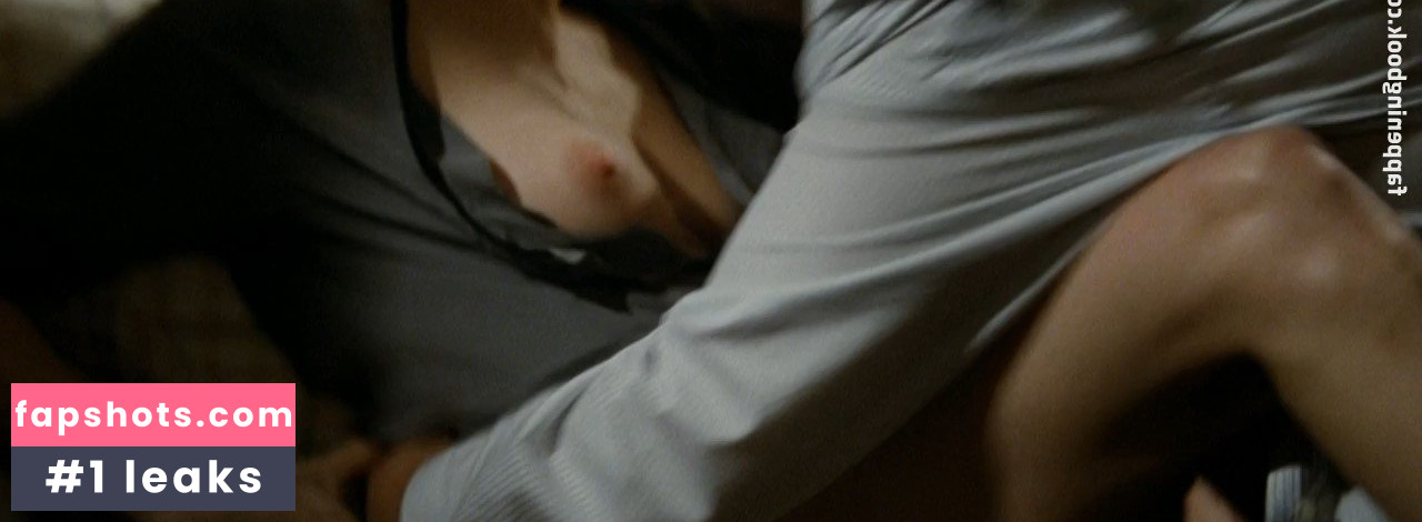 Marie-Josée Croze gallery photo #36