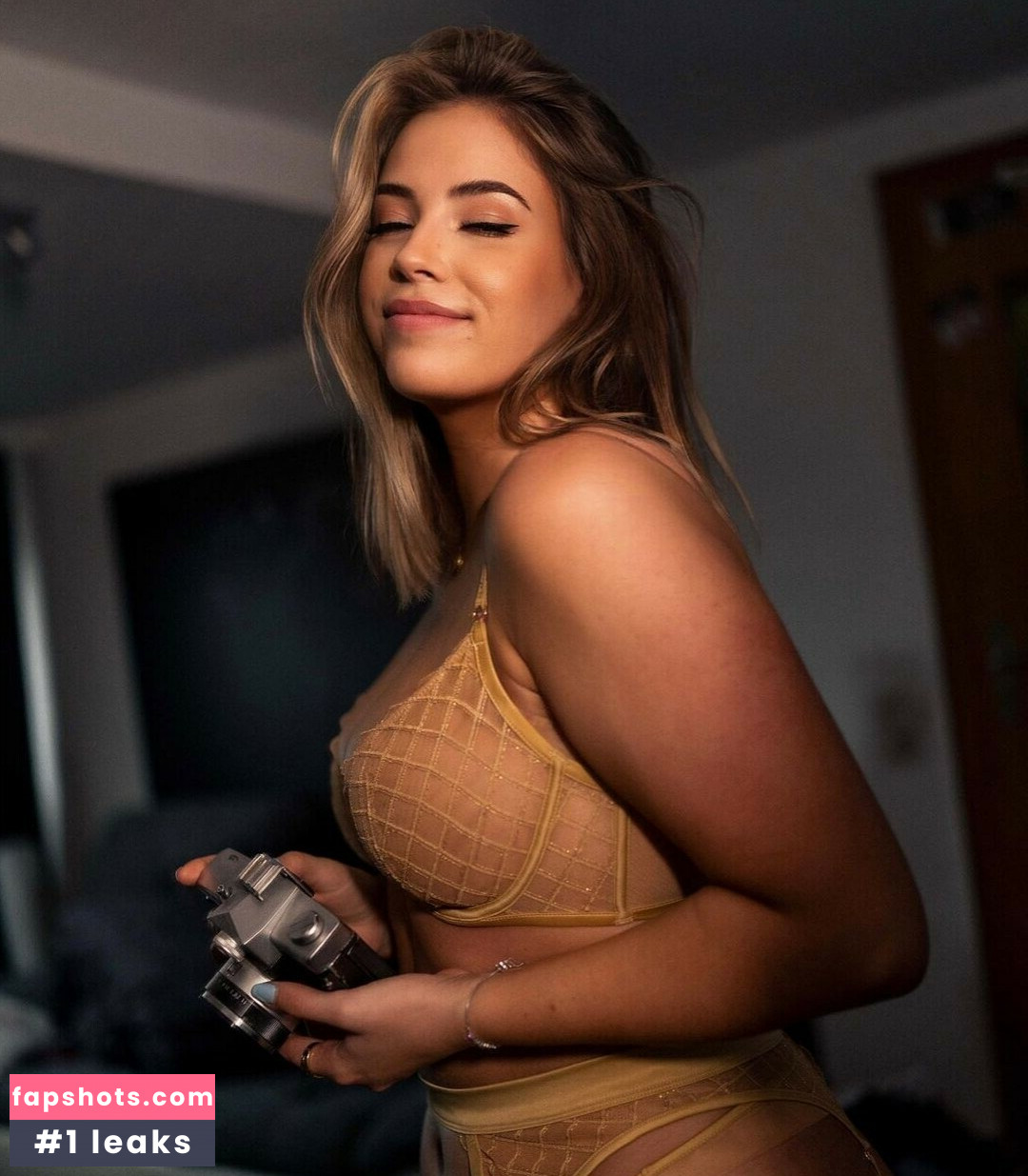 Marie Kemming gallery photo #6