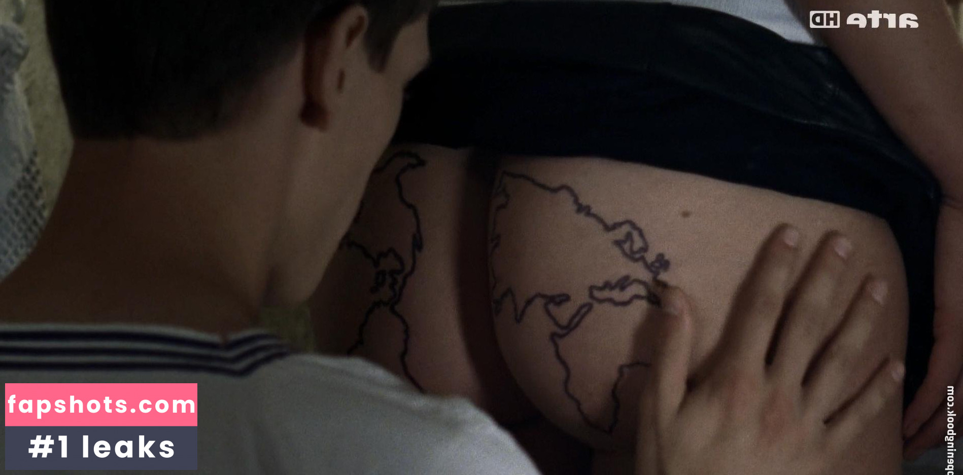 Marie Kremer gallery photo #3