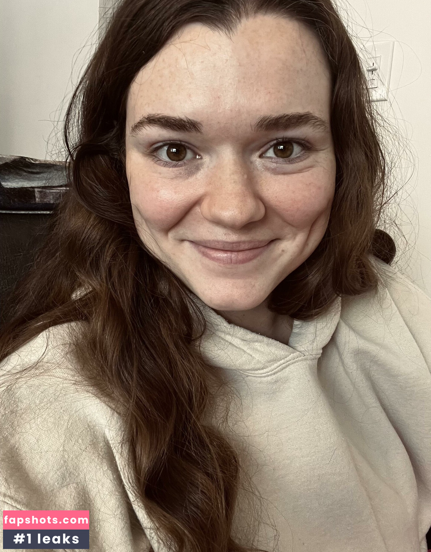 Marie gallery photo #2