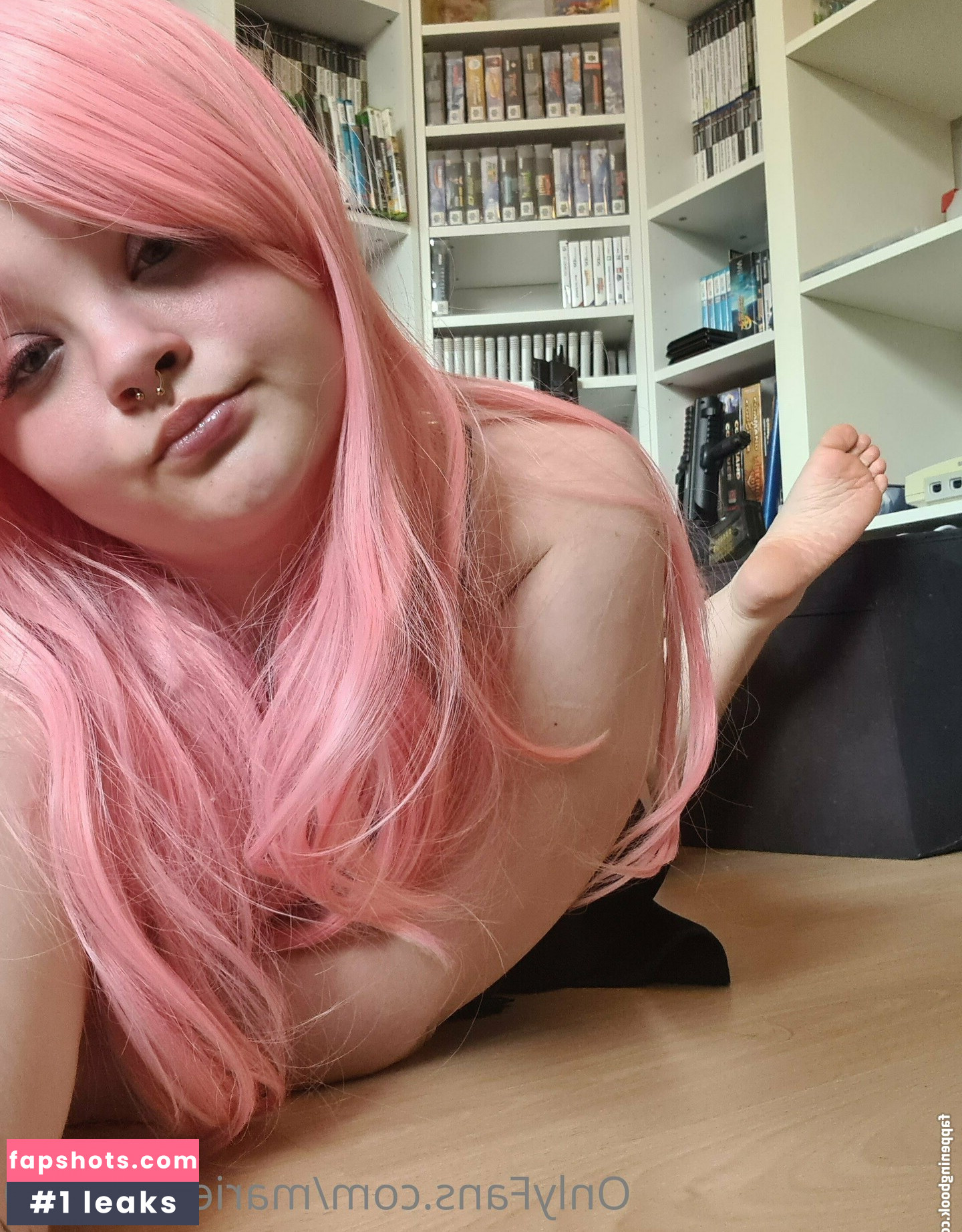 marie_snow00 gallery photo #13