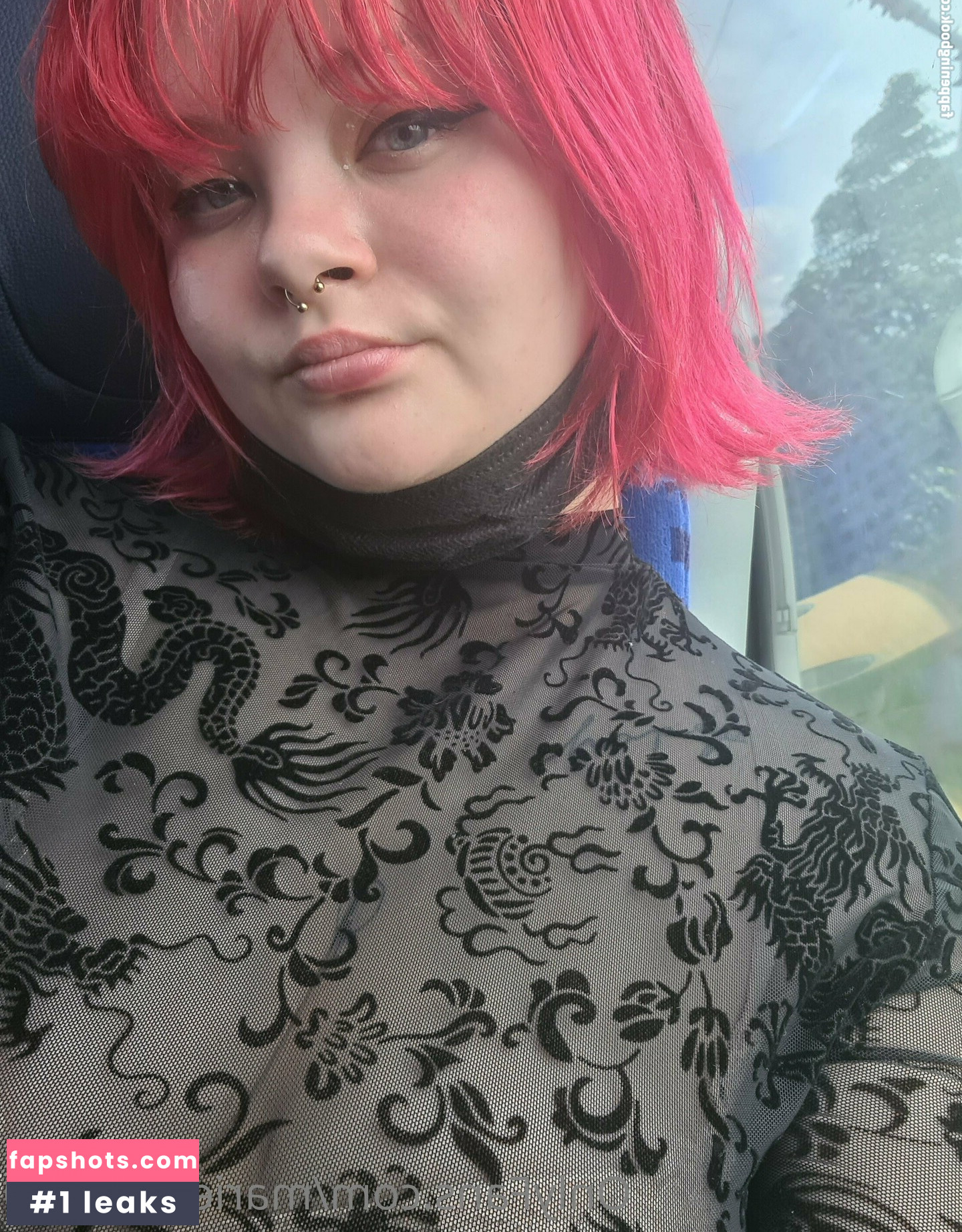 marie_snow00 gallery photo #6