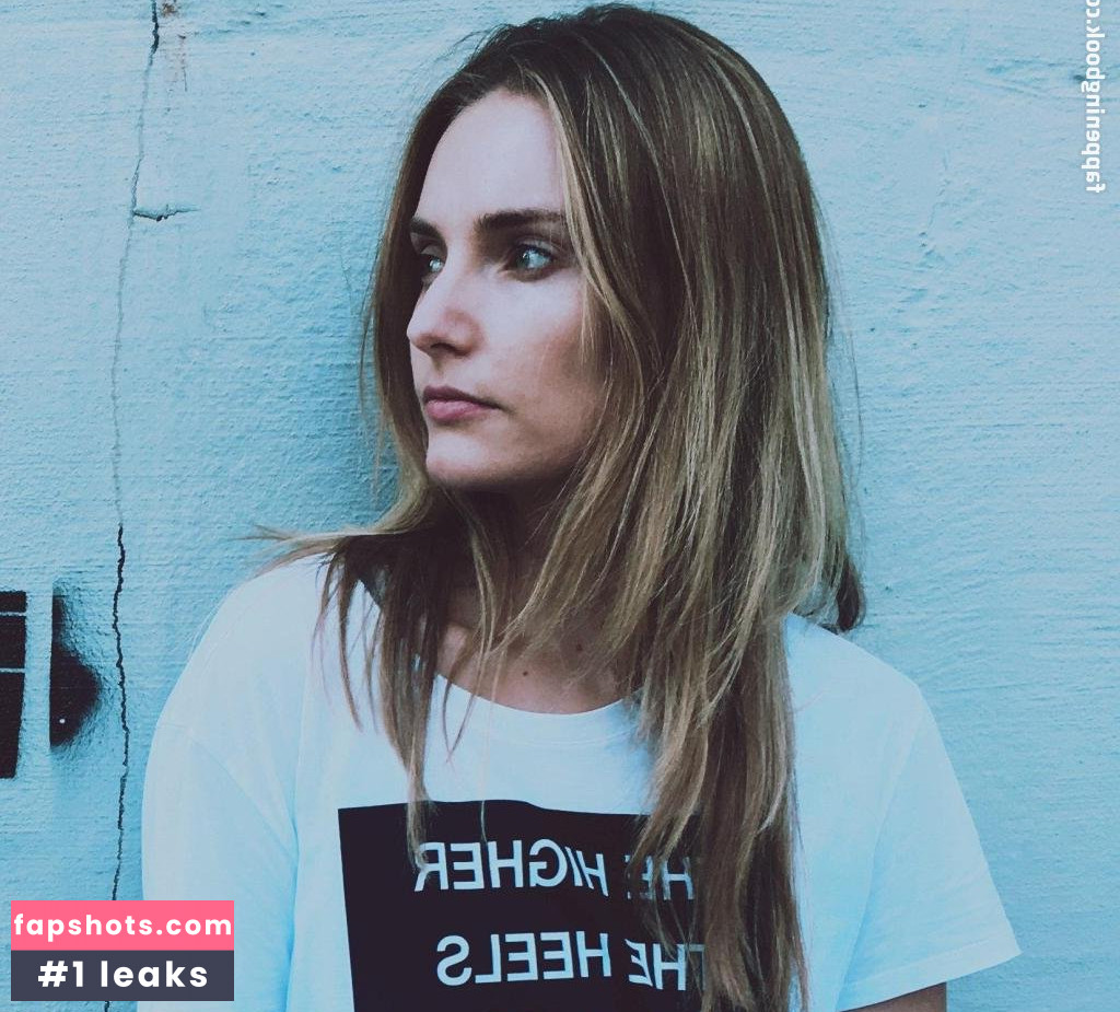 Marie von den Benken gallery photo #13