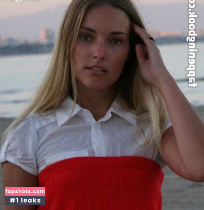 Marie von den Benken gallery photo #8