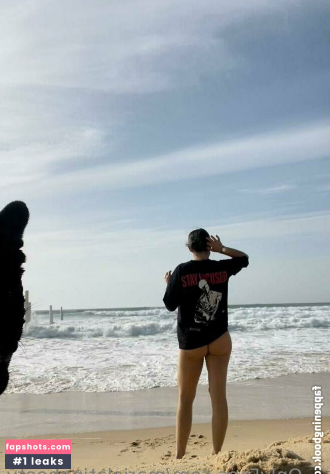 Mariedominique_ gallery photo #23