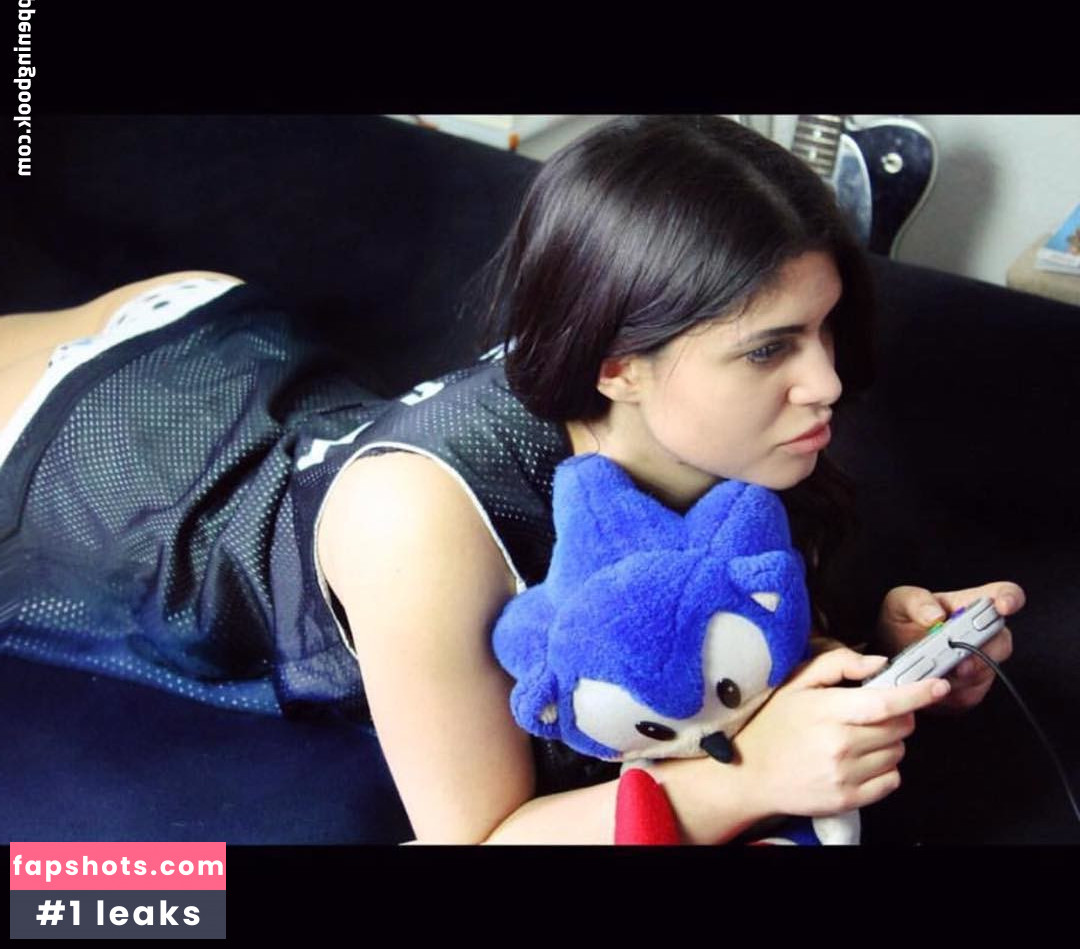 Mariedominique_ gallery photo #29