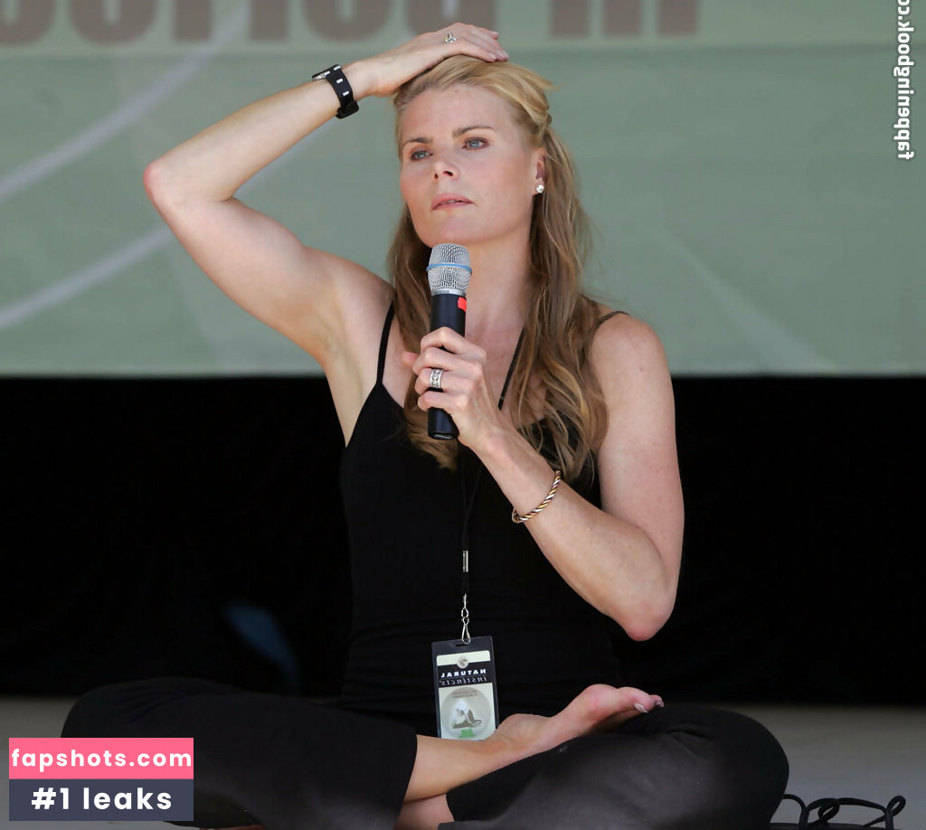 Mariel Hemingway gallery photo #47