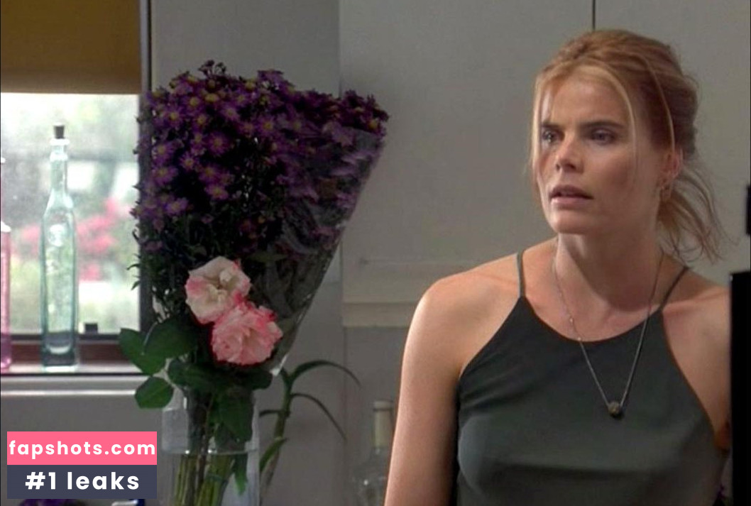 Mariel Hemingway gallery photo #68