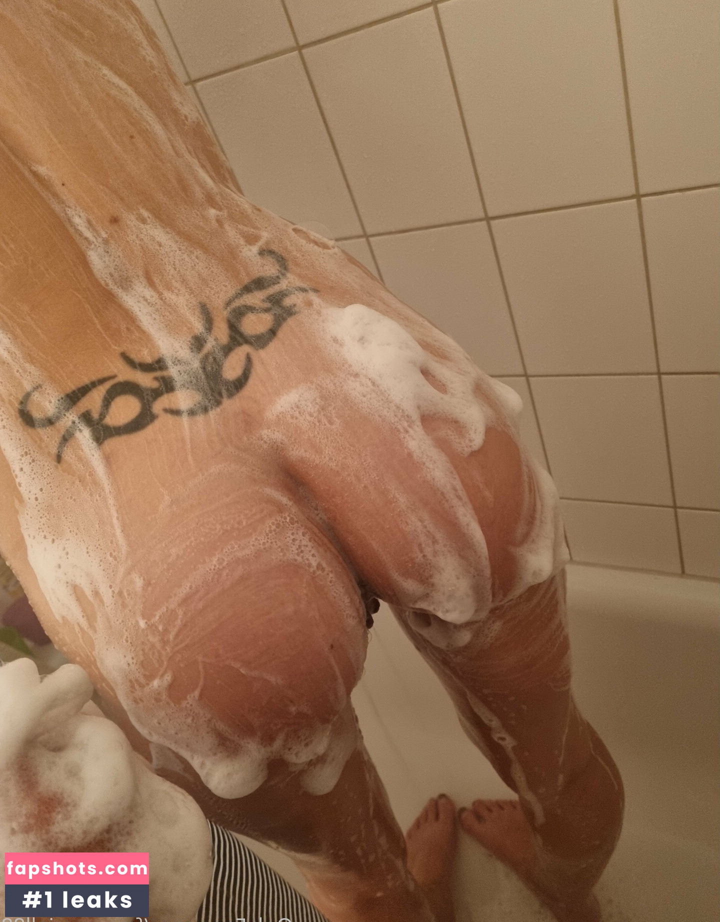 mariell_69x gallery photo #12