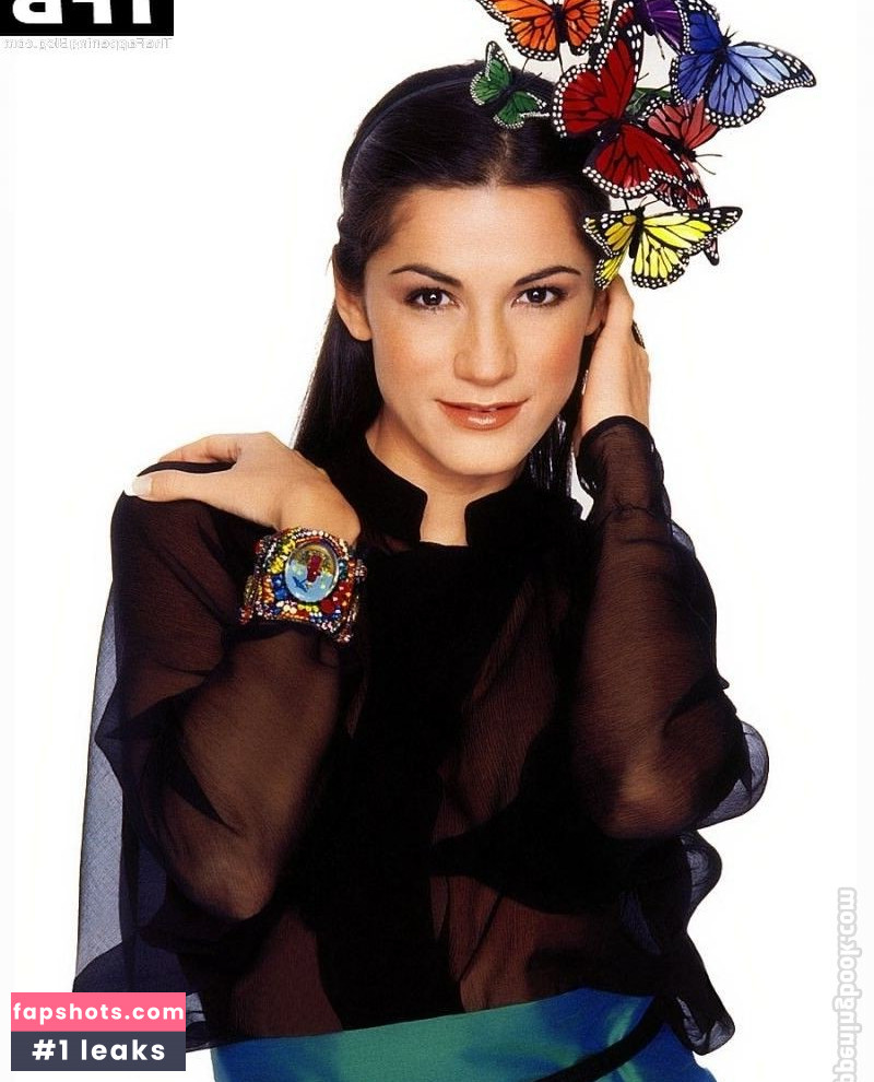 Mariella Ahrens gallery photo #54