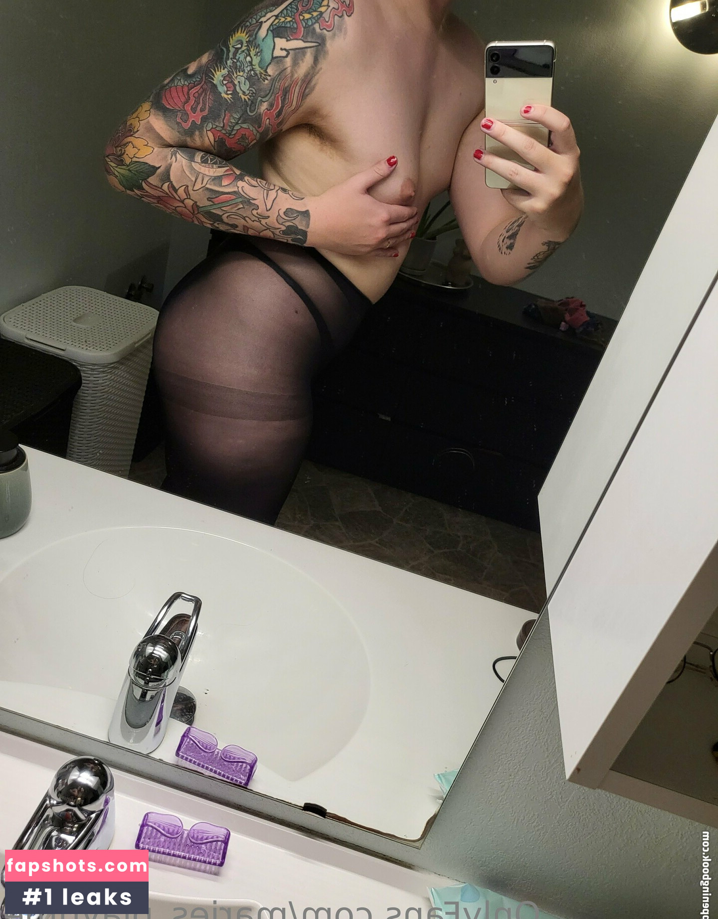 maries_playtime gallery photo #26