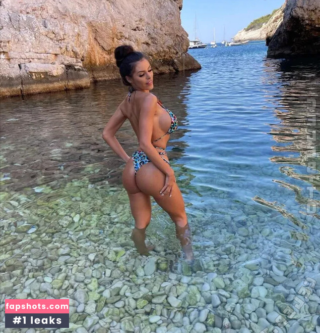 Marija Meglaj gallery photo #4