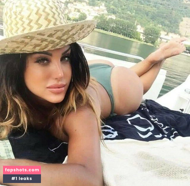 Marika Fruscio gallery photo #682