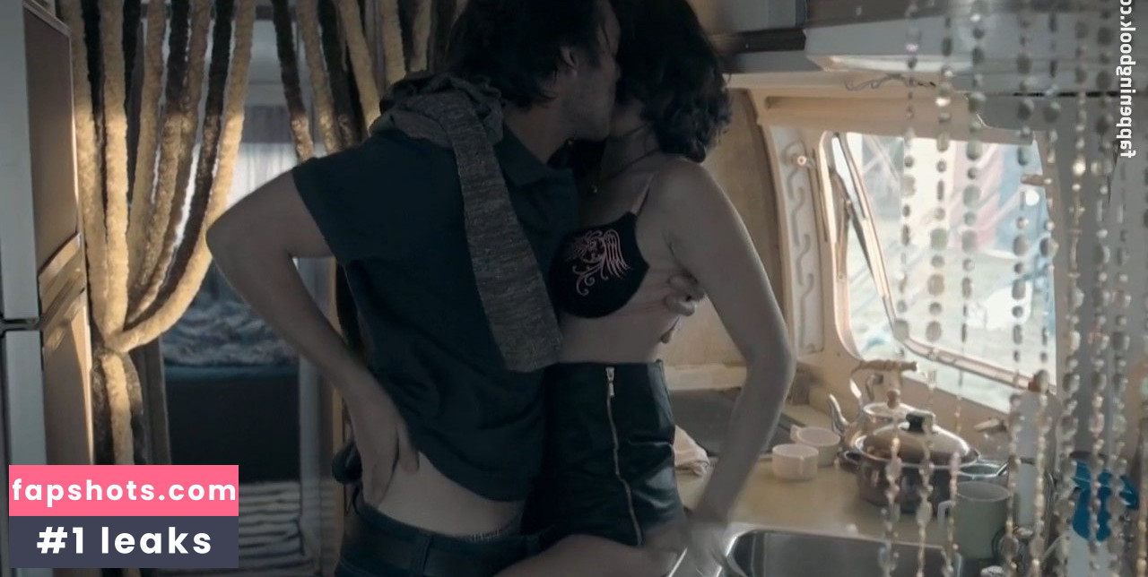 Marika Soposka gallery photo #15