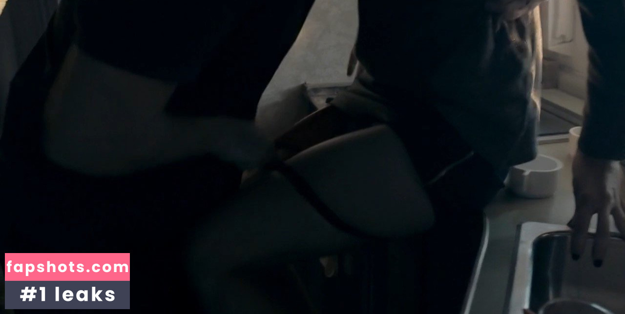 Marika Soposka gallery photo #10