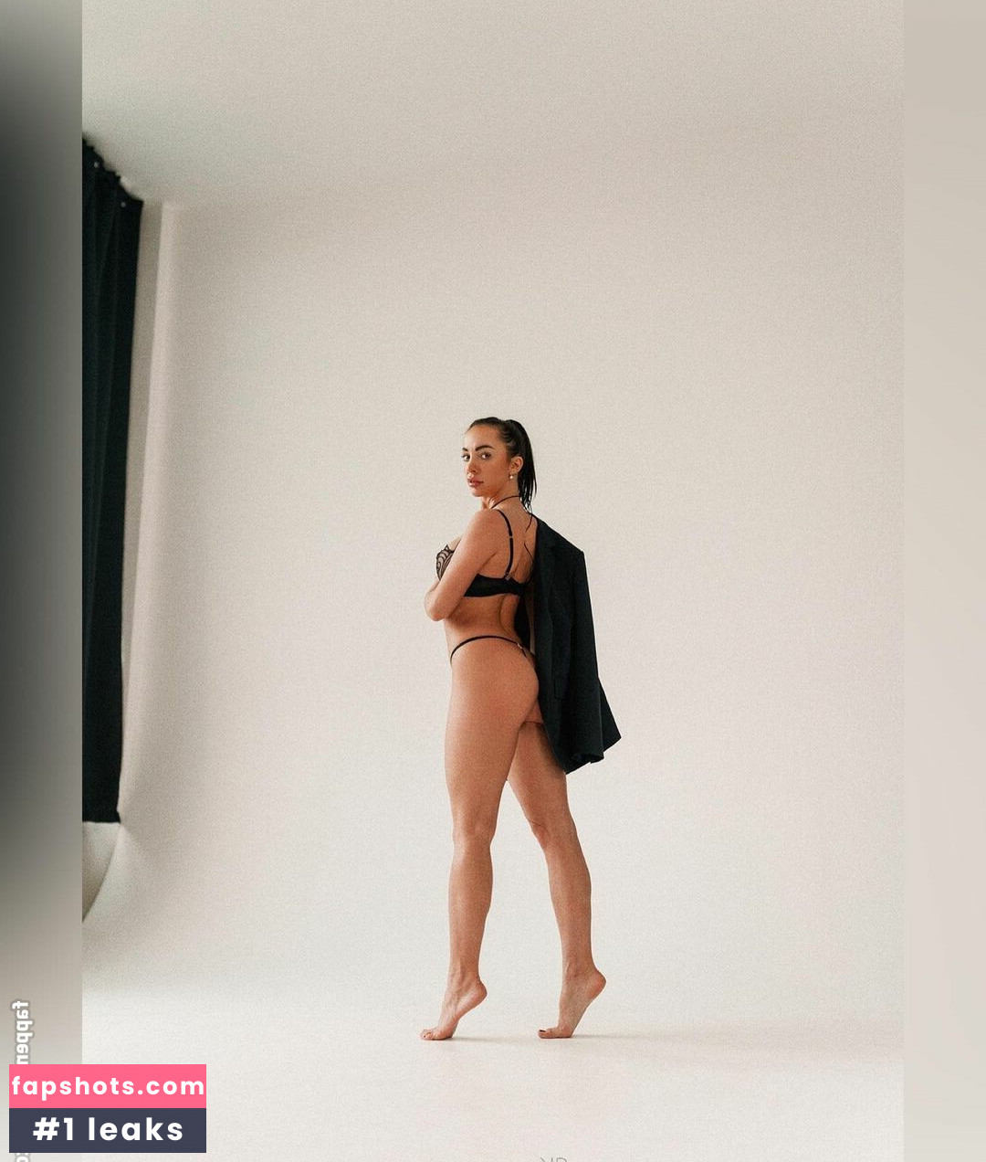 marikadurka__ gallery photo #10