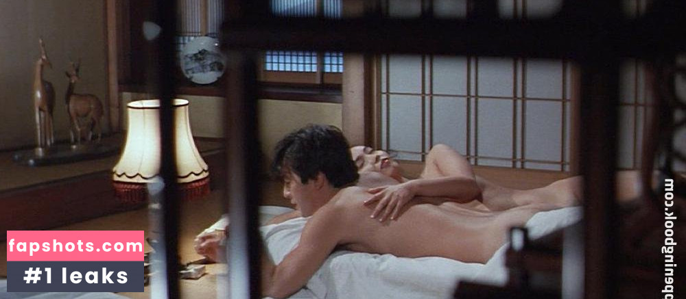 Mariko Nishina gallery photo #3