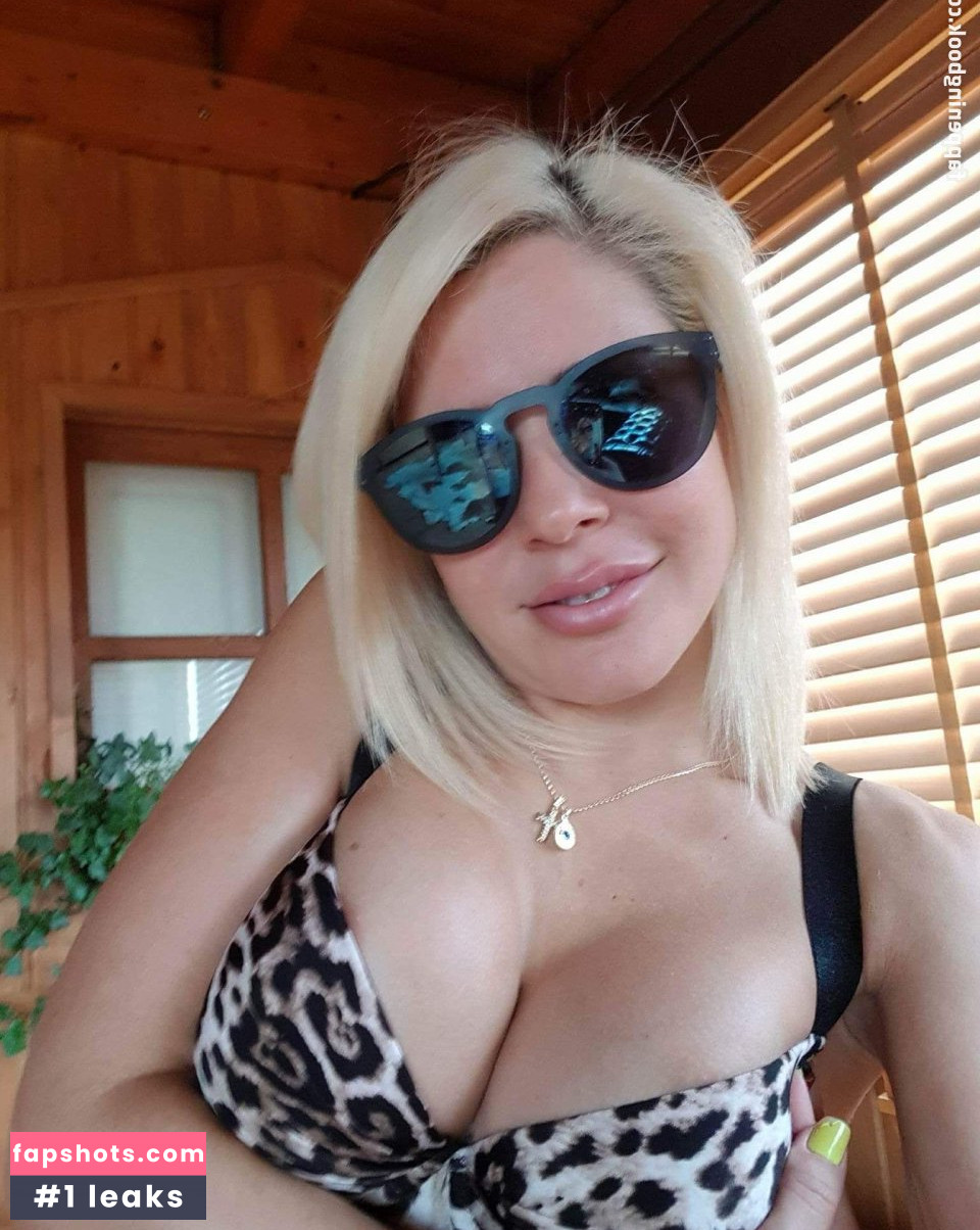 Marilou Morales gallery photo #3