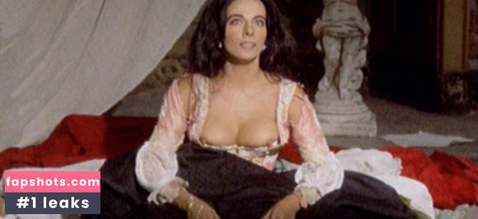 Marilù Tolo gallery photo #12