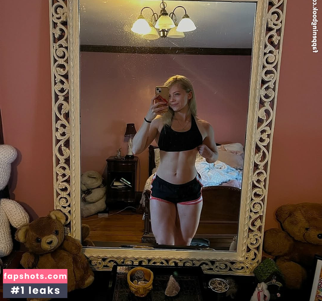 MarilynAmberr nude babe gallery