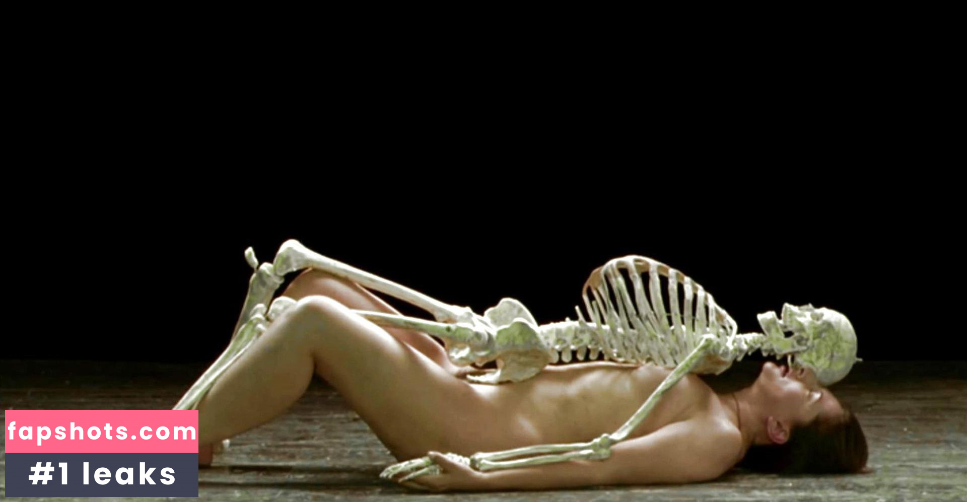 Marina Abramovic gallery photo #4