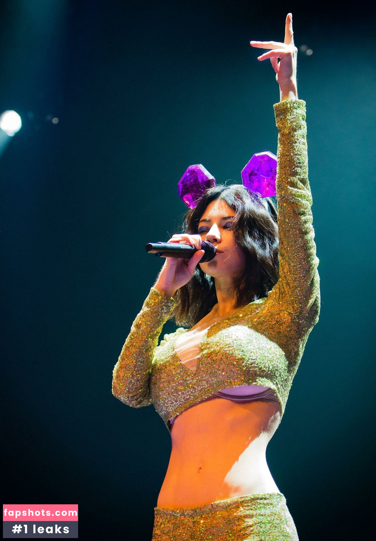 Marina Diamandis gallery photo #118