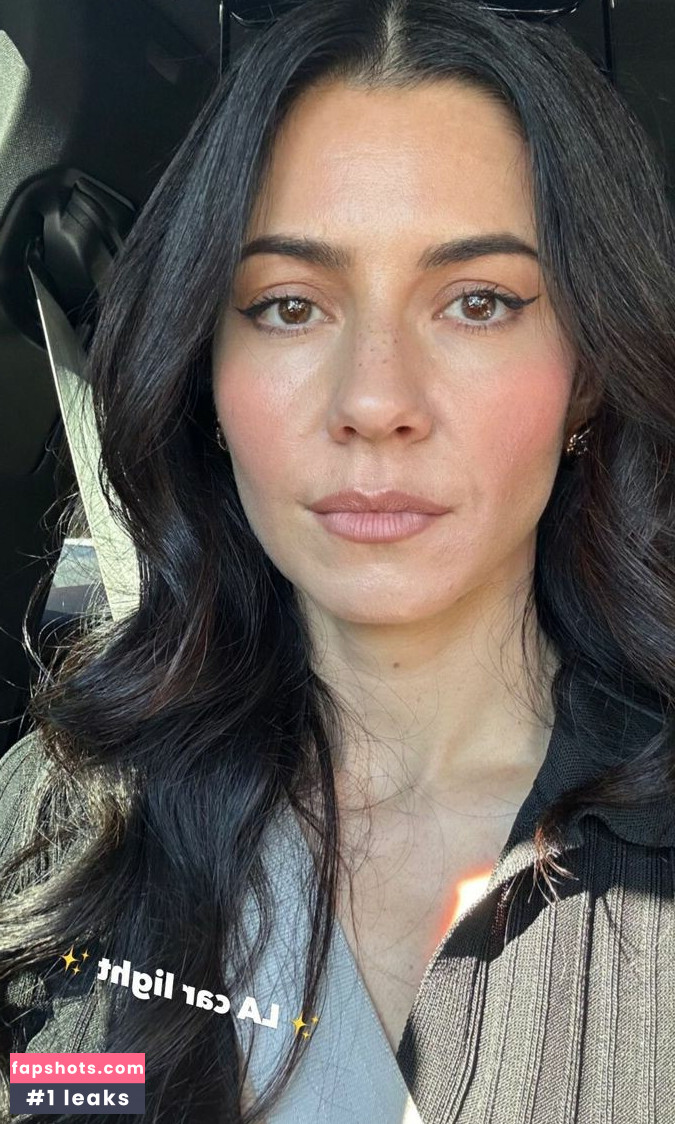 Marina Diamandis gallery photo #164