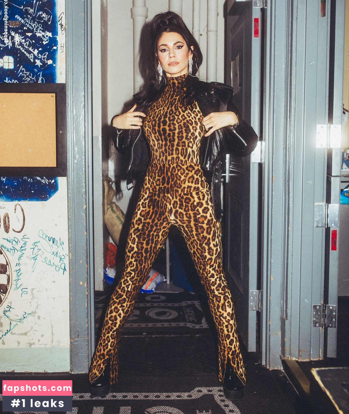 Marina Diamandis gallery photo #168