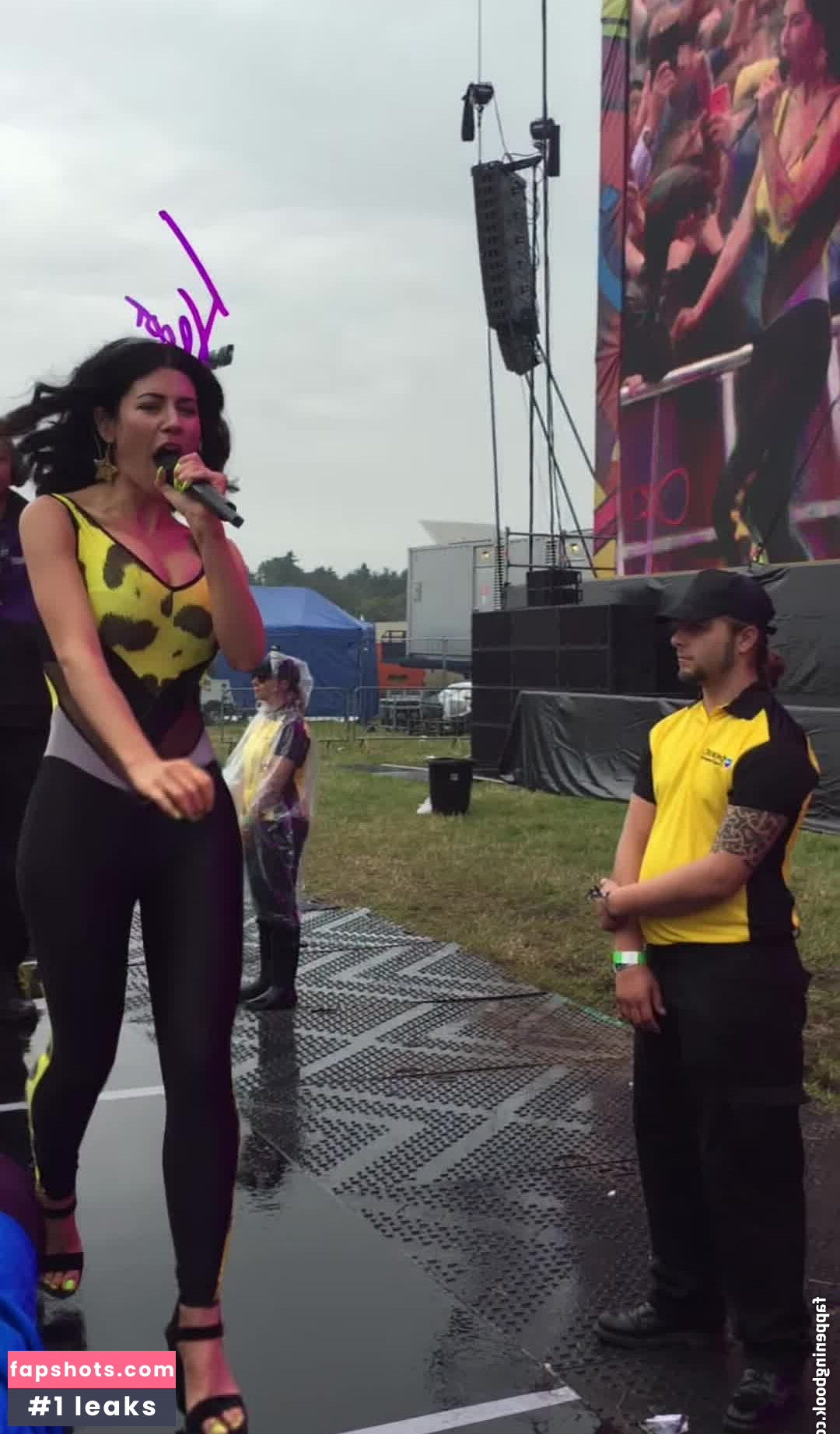 Marina Diamandis gallery photo #174