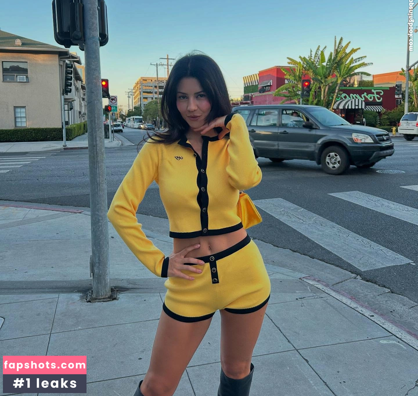 Marina Diamandis gallery photo #25