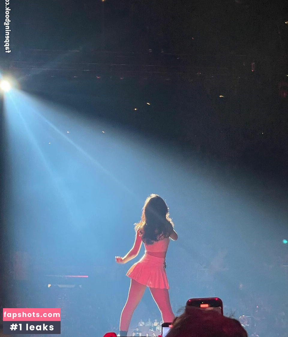 Marina Diamandis gallery photo #246