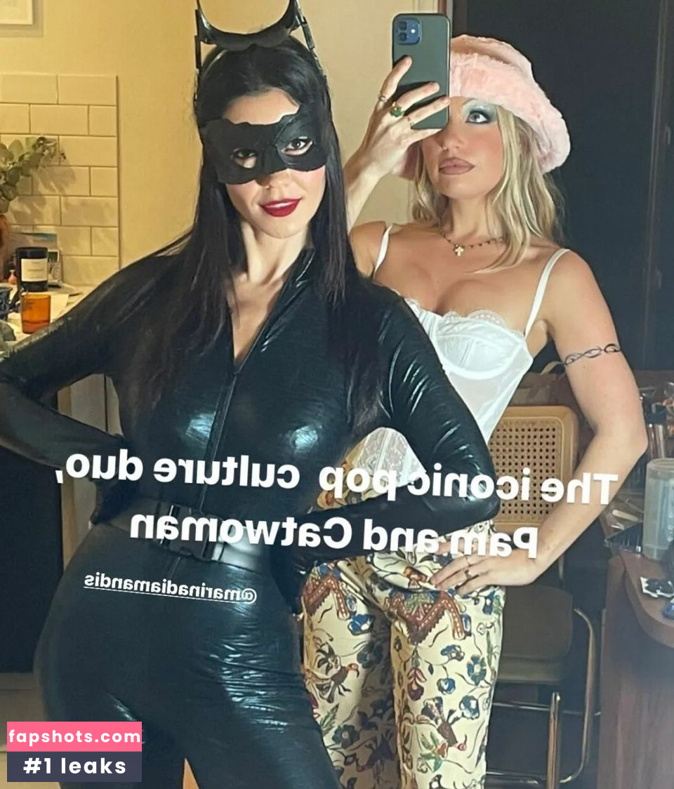 Marina Diamandis gallery photo #253