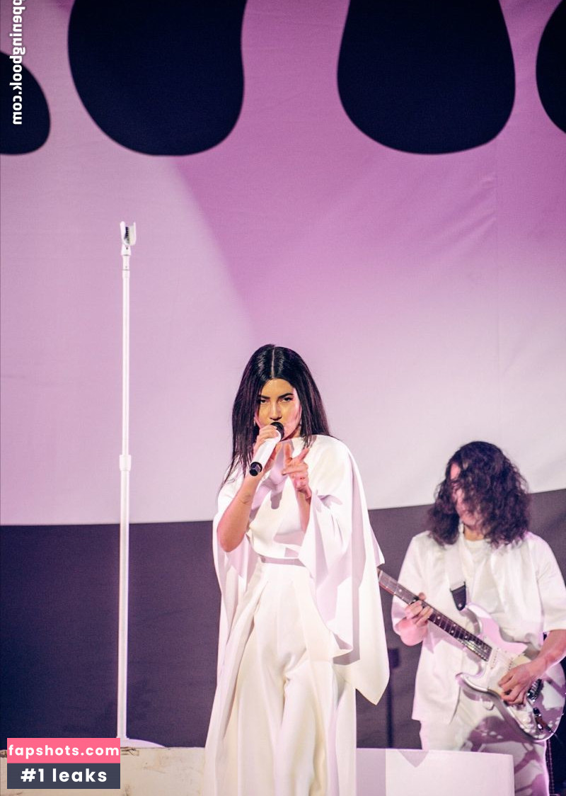 Marina Diamandis gallery photo #257