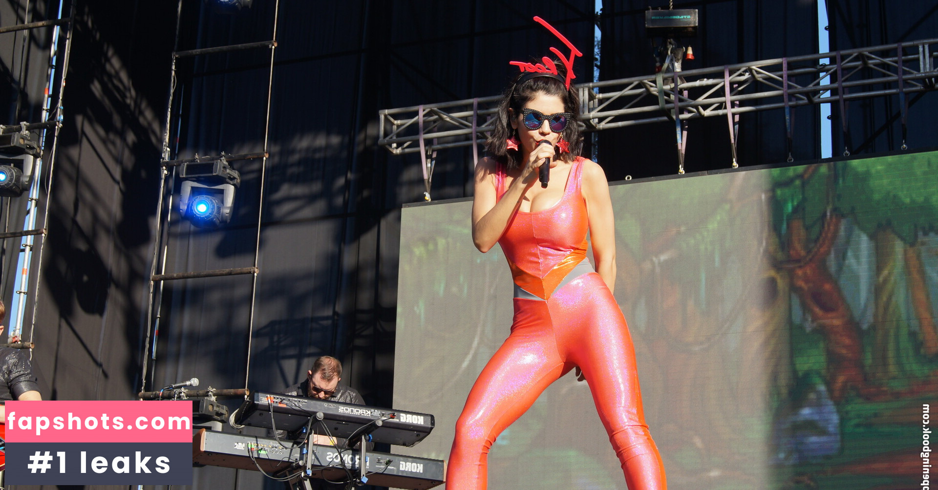 Marina Diamandis gallery photo #50