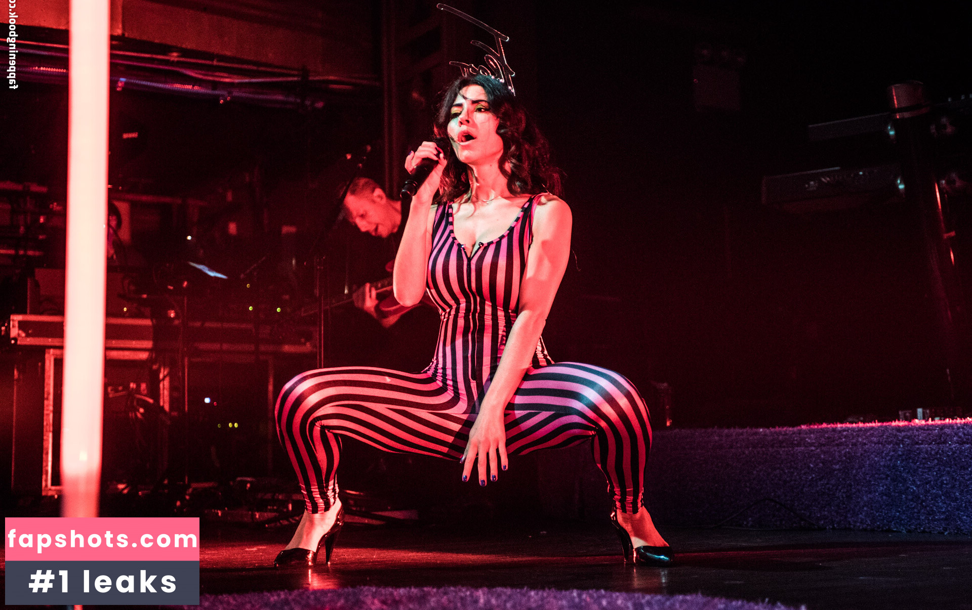 Marina Diamandis gallery photo #55