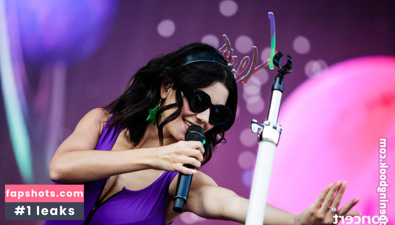 Marina Diamandis gallery photo #85