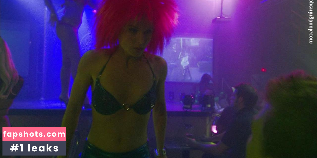 Marina Eva gallery photo #2