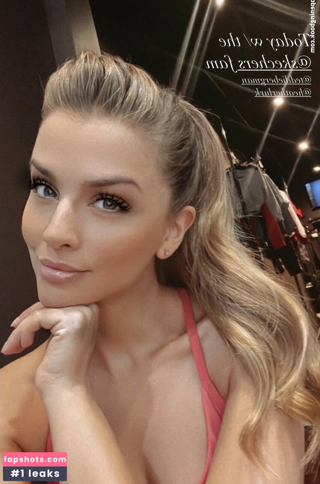 Marina Laswick gallery photo #9