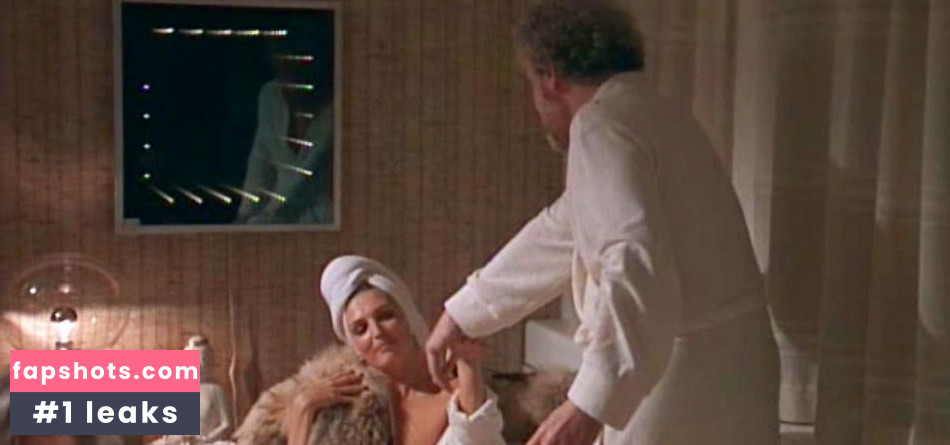 Marina Lindahl nude babe gallery