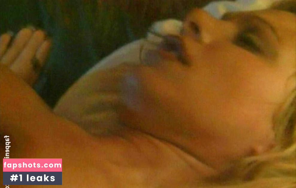 Marina Morgan gallery photo #2