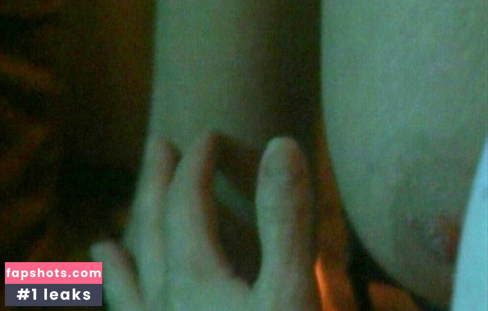 Marina Morgan gallery photo #5