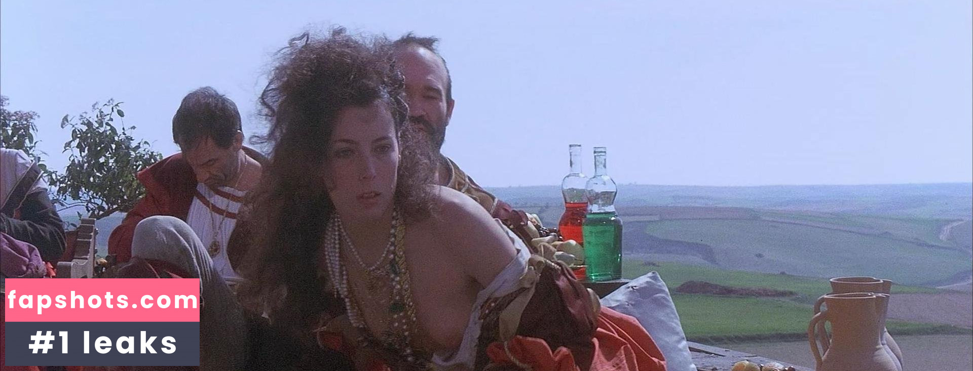 Marina Saura gallery photo #2