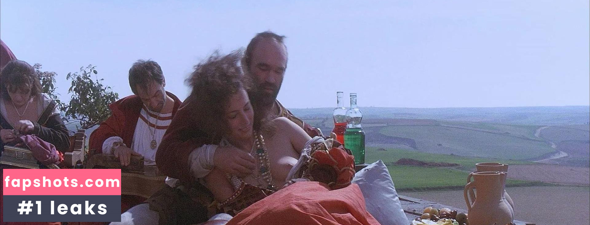 Marina Saura gallery photo #3