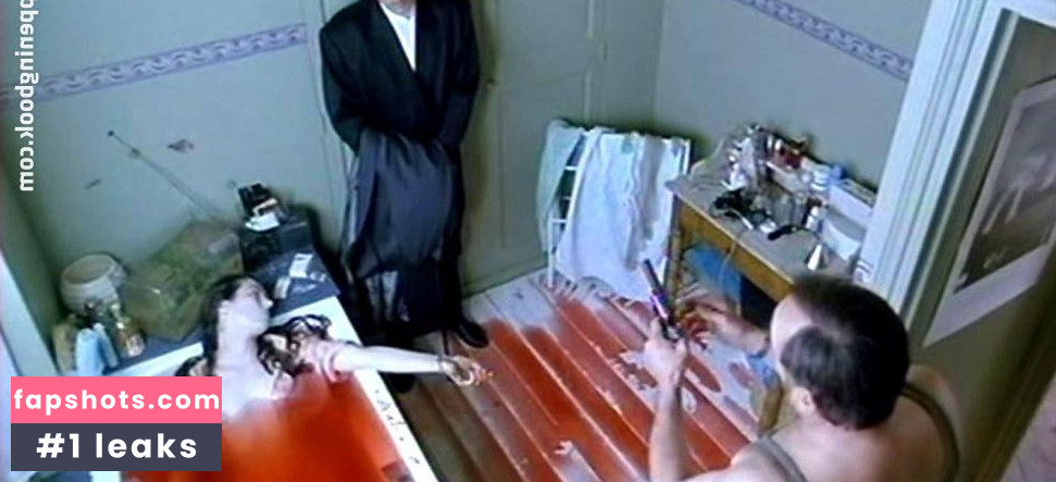 Marina Saura gallery photo #5