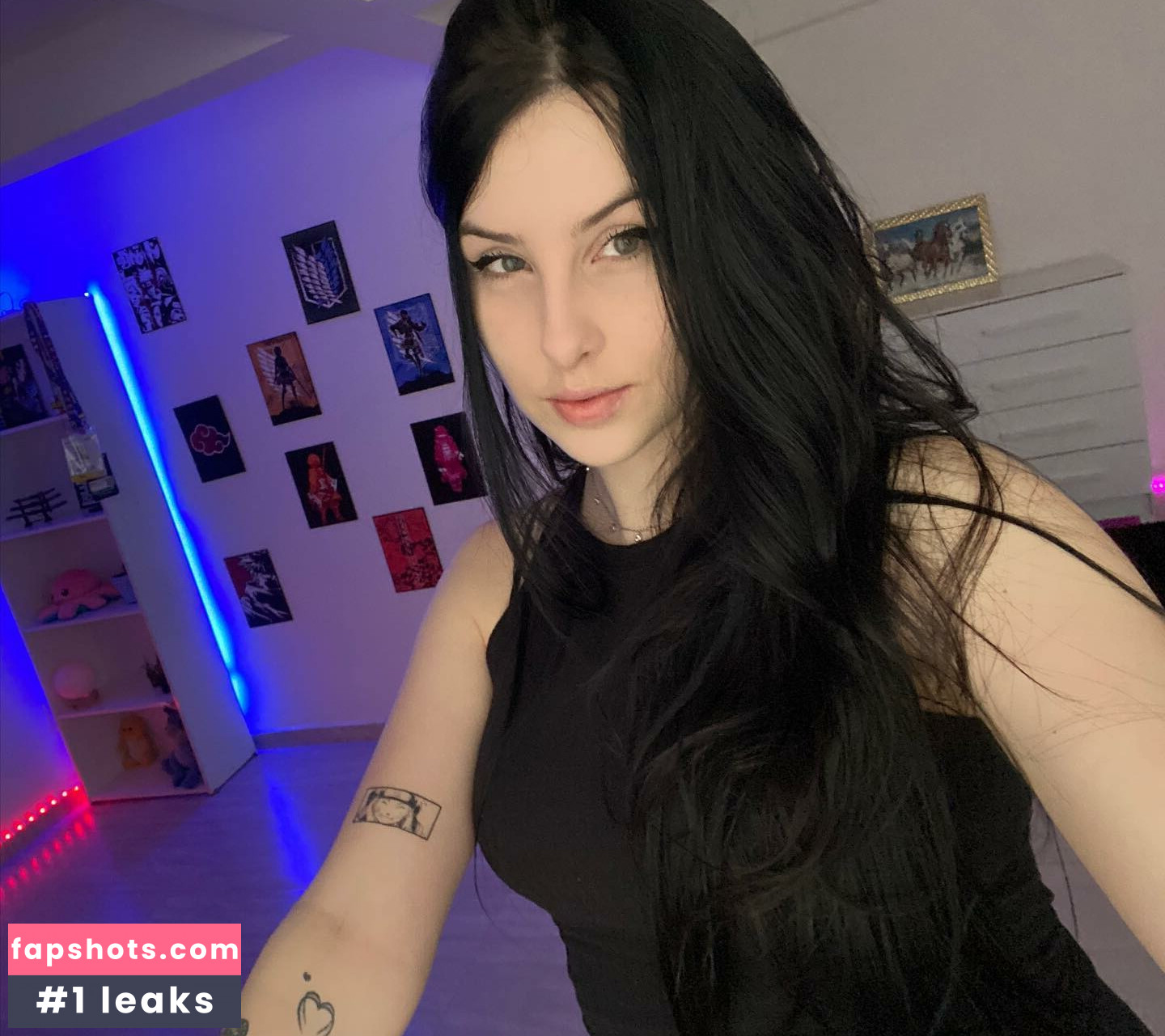 Marina Vozniak gallery photo #10