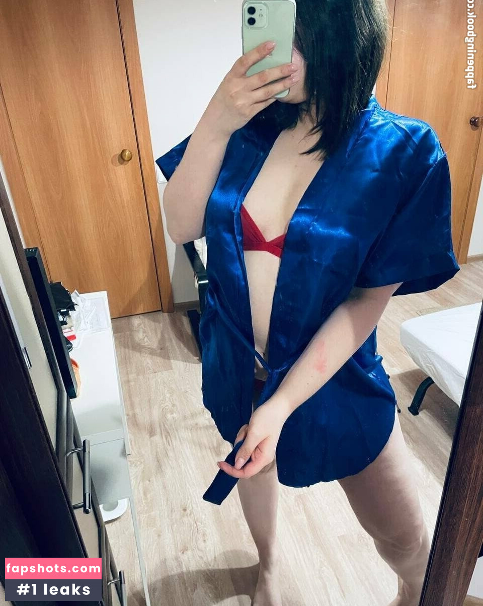 marinalee12 gallery photo #3